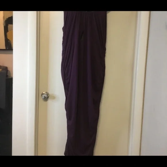 ASOS CURVE RUCHED MIDI DRESS WITH CUT OUT - Picture 6 of 8